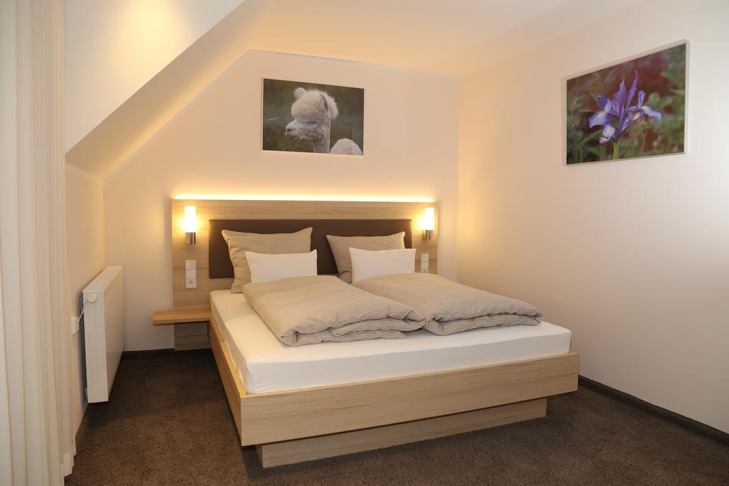 Leidringer Gaestehaus Gmbh Rosenfeld Chambre photo