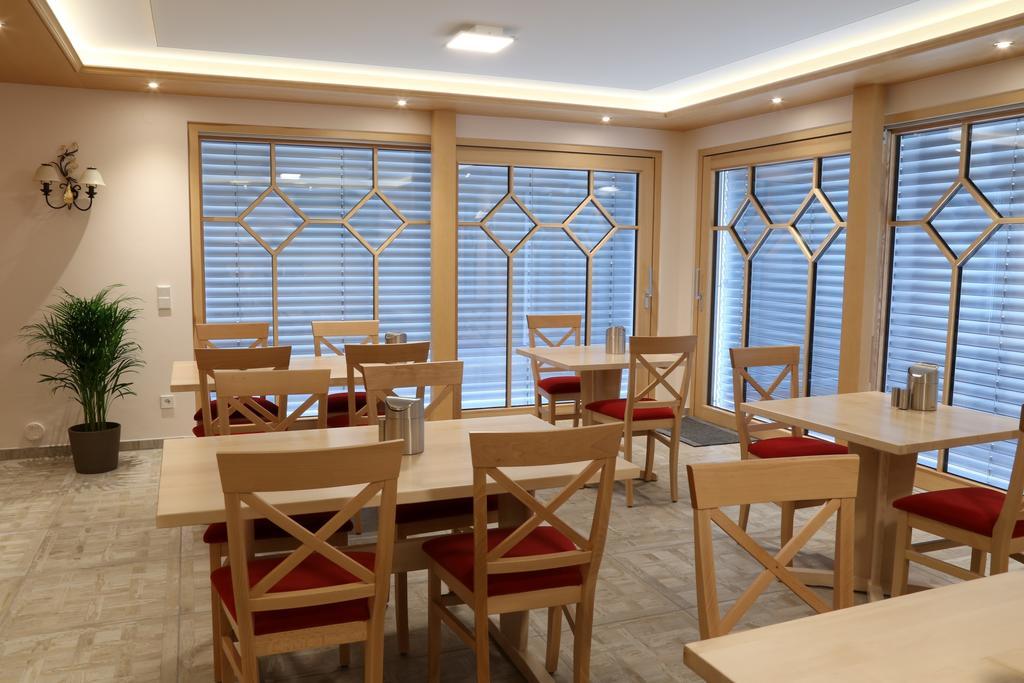 Leidringer Gaestehaus Gmbh Rosenfeld Extérieur photo