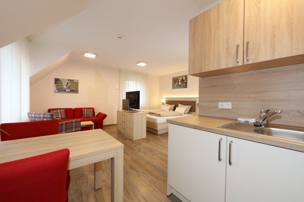 Leidringer Gaestehaus Gmbh Rosenfeld Extérieur photo