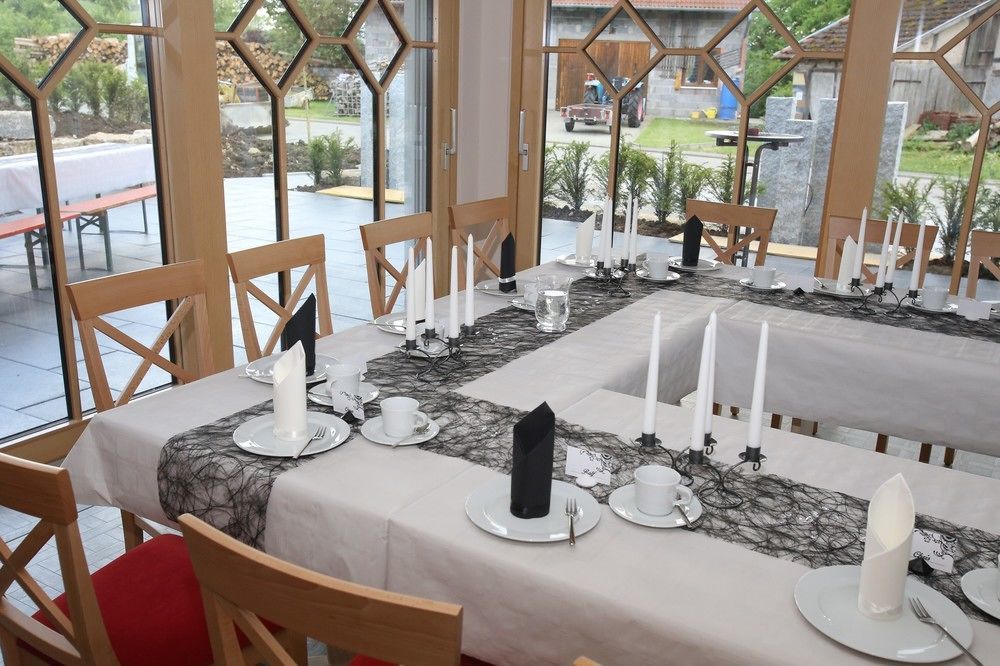 Leidringer Gaestehaus Gmbh Rosenfeld Extérieur photo